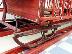 1904 hand drawn service sleigh 3