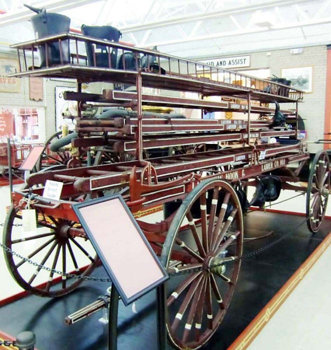 1909 hook and ladder 1