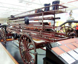 1909 hook and ladder 3