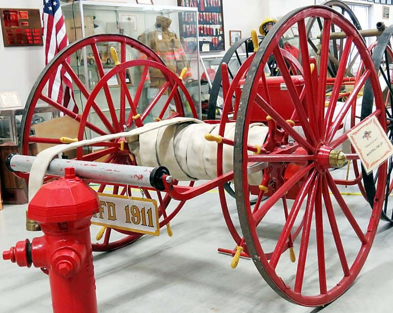 1911 hose cart 2