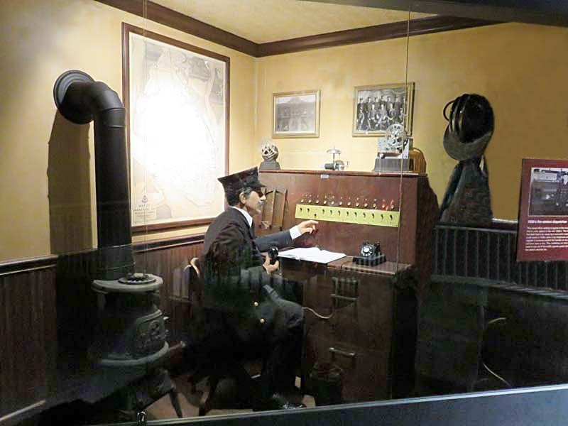 ca. 1920 s fire control room