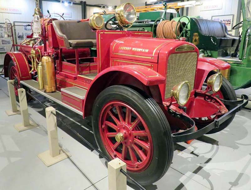 1921 american lafrance brockway torpedo chemical car 3