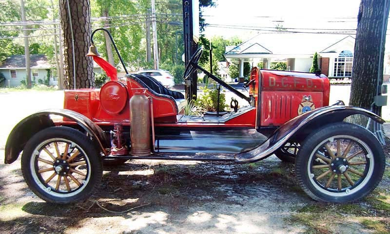 1925 ca.  model t ford 1