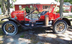 1925 ca.  model t ford 3