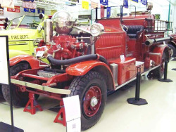 1928 ahrens fox 1