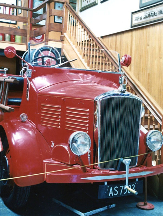 1935 dennis
