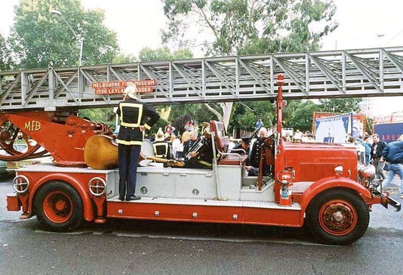 1938 leyland ladder 2