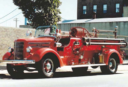 1939 mack  2 