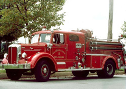 1939 mack  3 