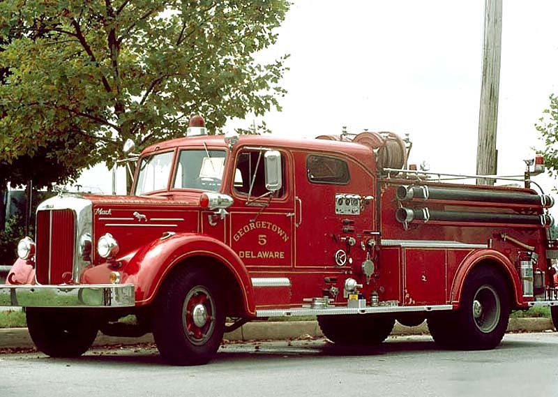 1939 mack  3 