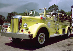 1946 mack  2 