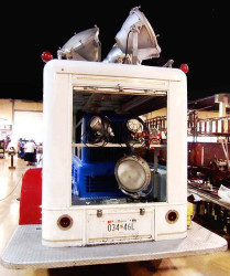 1947 mack flood light wagon 4