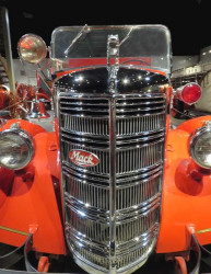 1948 mack model 45s  district  fire engine 3