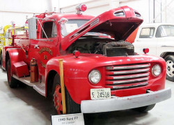 1949 ford f7 500 gl pumper 3