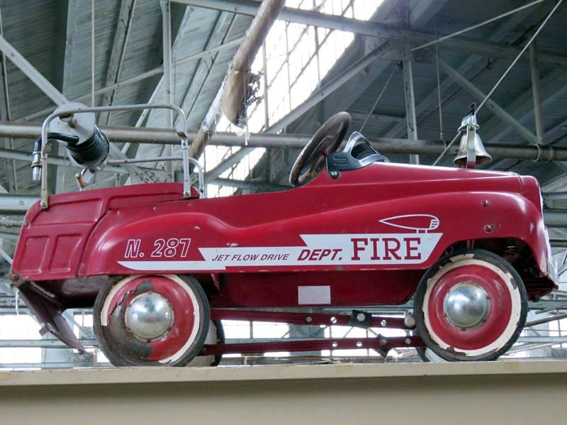 toy fire truck