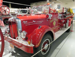 1951 mack model a fire engine 5