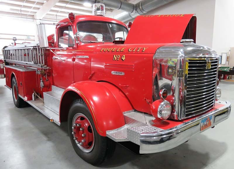 1951 van pelt on international chasis 1000 gl pumper 3