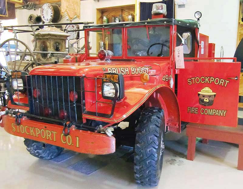 1952 dodge brush truck 2