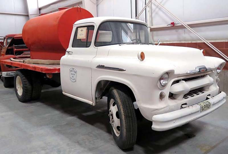 1956 chevrolet  5400 tanker