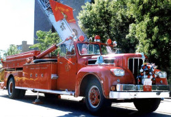 1960 maxim ladder