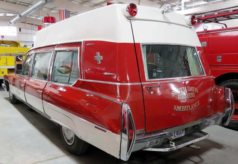1973 cadillac ambulance 2